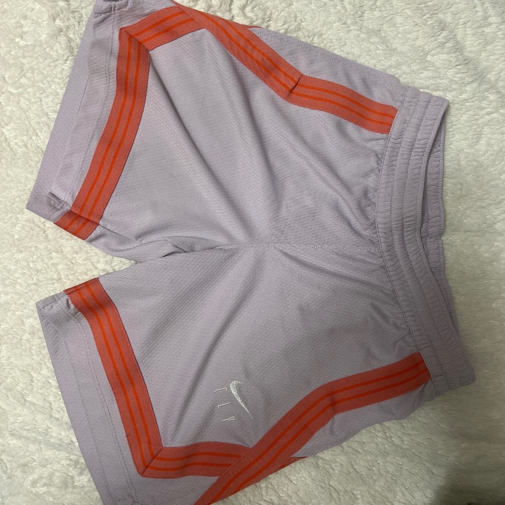 Youth medium Nike Fly